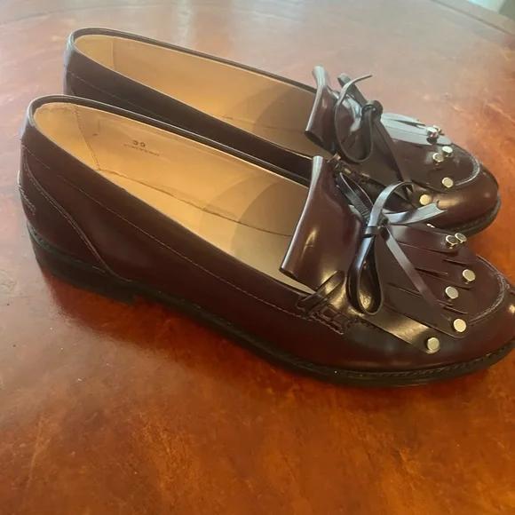 TOD'S Burgundy Leather Kiltie Loafers with Stud Detail - Picture 6 of 8